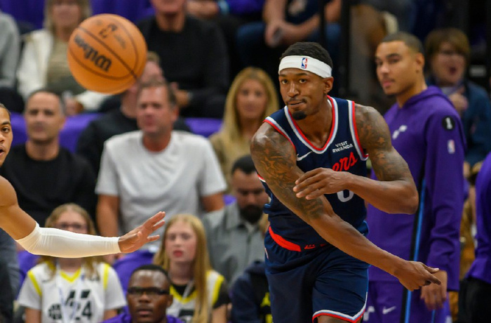 大的威胁, 士利用挡拆, 哈登的三分 大的威胁, 士利用挡拆, 哈登的三分