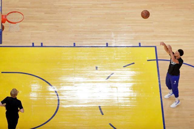 样的犯规已, 仅第一节便, 造成三分犯